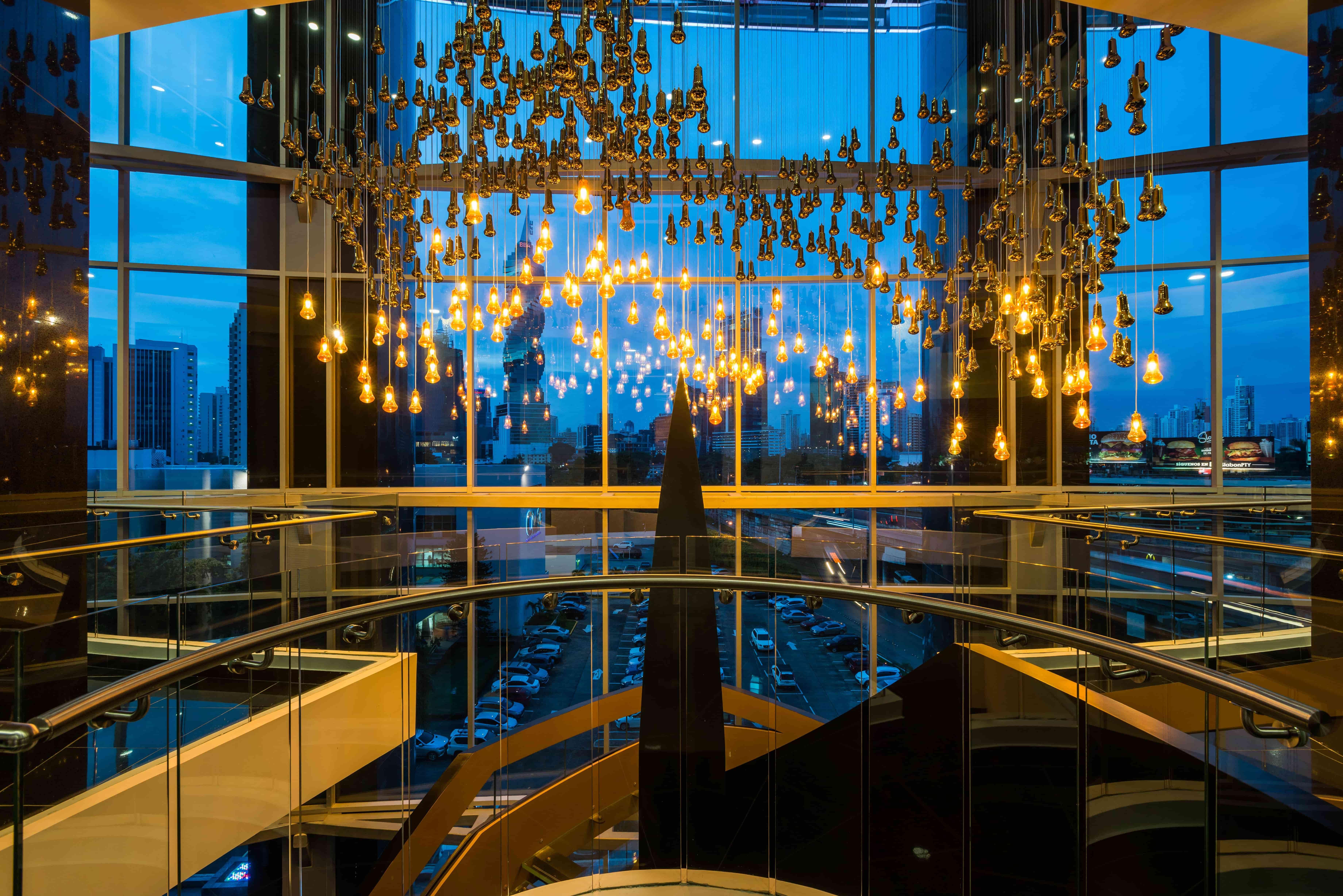 Hotel Las Americas Golden Tower Panamá Buitenkant foto The interior of the library